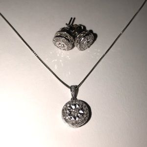 Kay’s Necklace And Earring Set